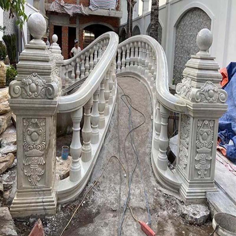 con tiện đá lan can granite trắng