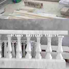 con tiện đá lan can granite trắng 07